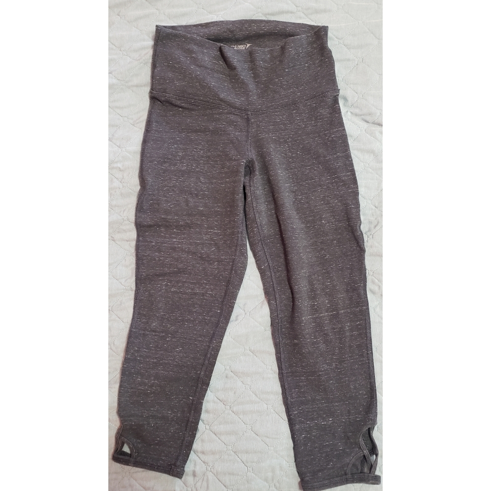 Old Navy Go-Dry Crop with Cutout Legging